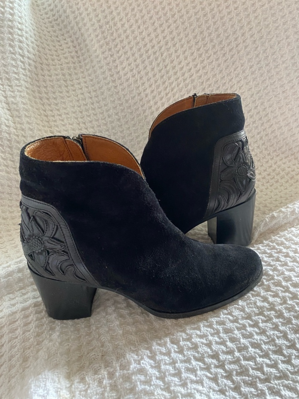 Frye Nova overlay Women's Black Suede Embossed Ankle Boots